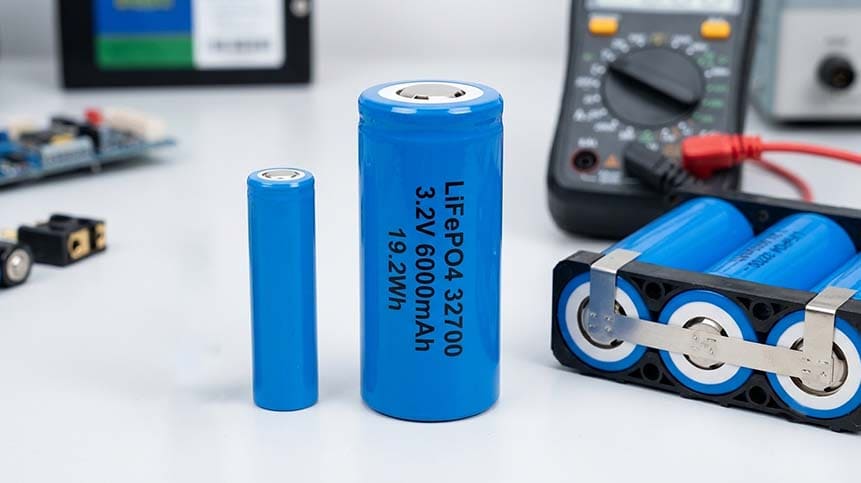 Understanding the 32700 Battery Format